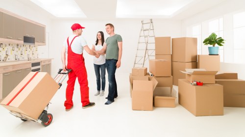 Choosing the right size removal truck